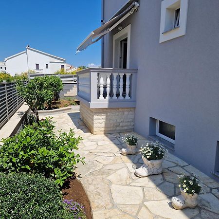 Cosy Villa Near The Beach Задар Екстериор снимка