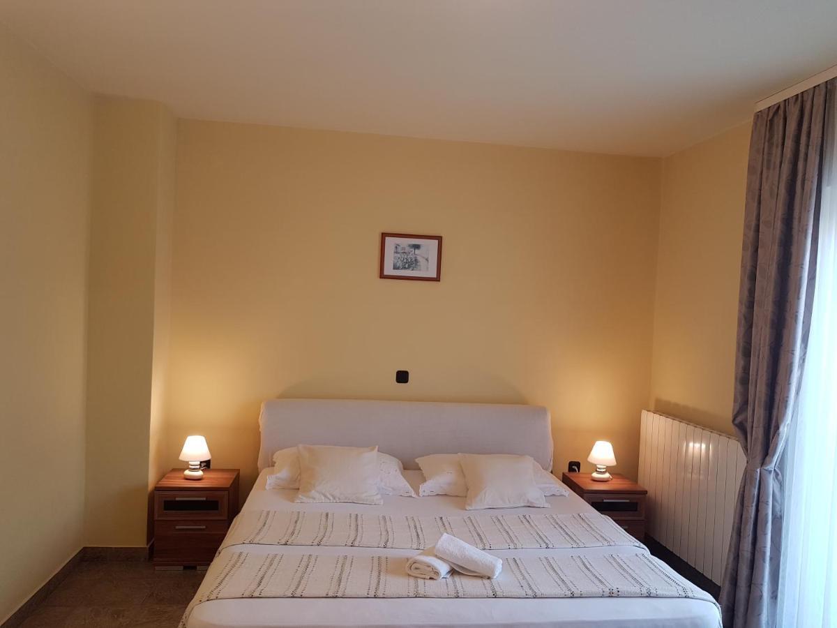 Cosy Villa Near The Beach Задар Екстериор снимка