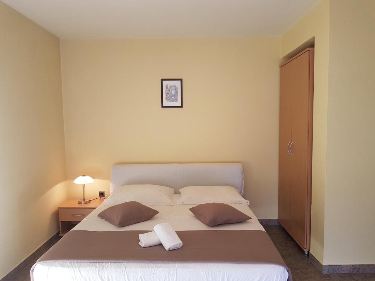 Cosy Villa Near The Beach Задар Екстериор снимка