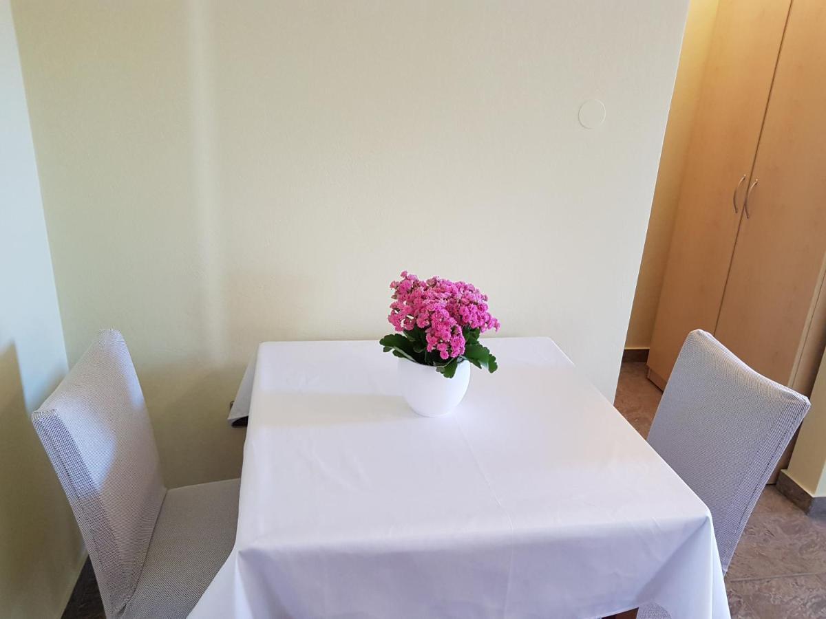 Cosy Villa Near The Beach Задар Екстериор снимка
