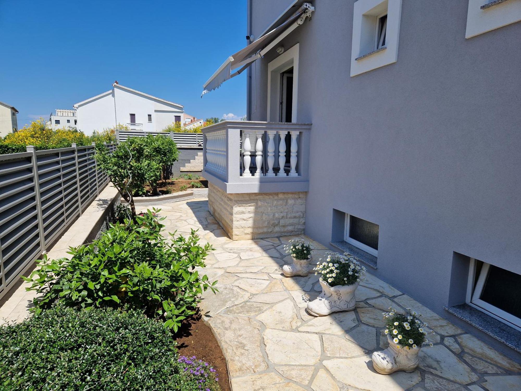 Cosy Villa Near The Beach Задар Екстериор снимка