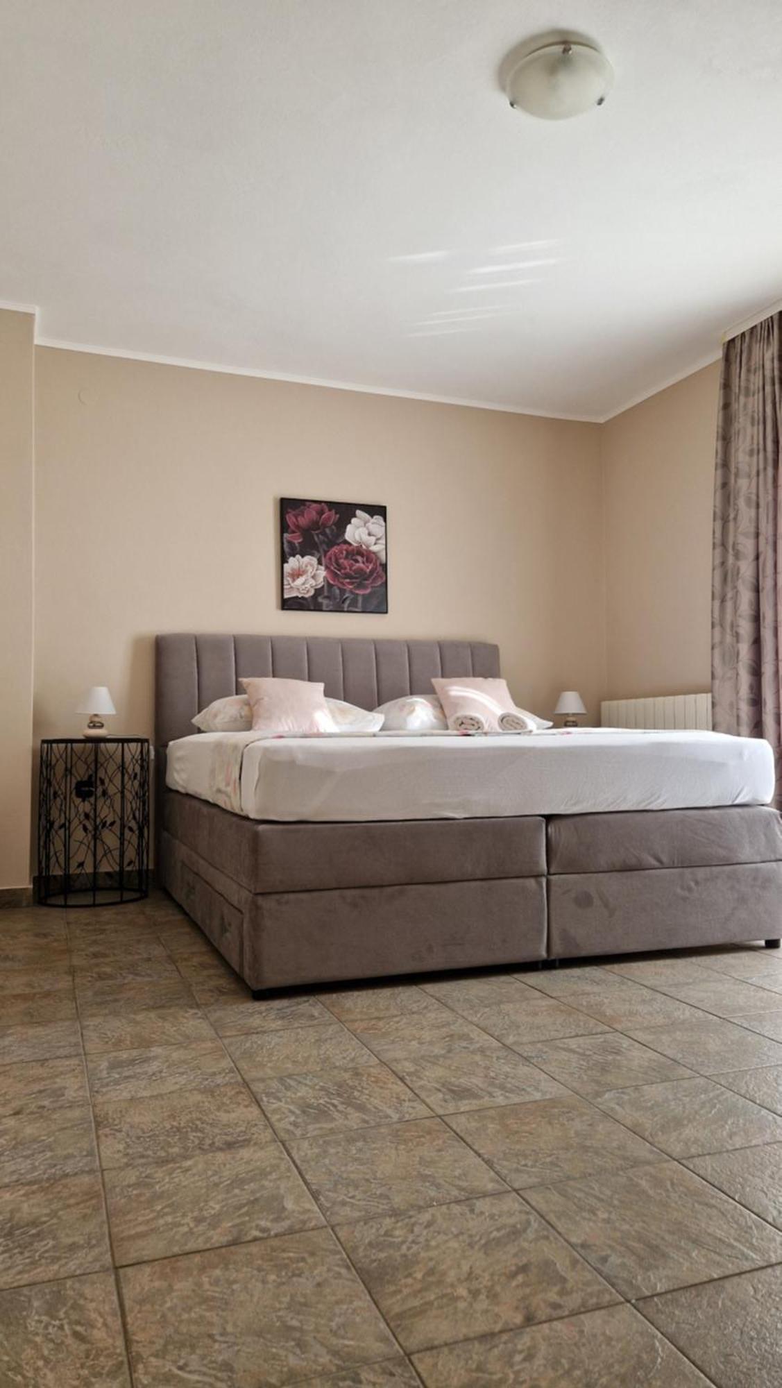Cosy Villa Near The Beach Задар Екстериор снимка