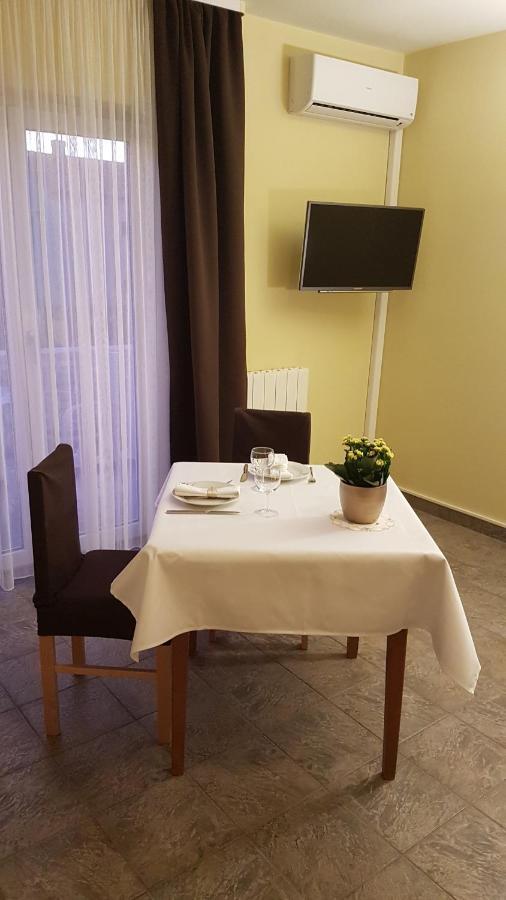 Cosy Villa Near The Beach Задар Екстериор снимка